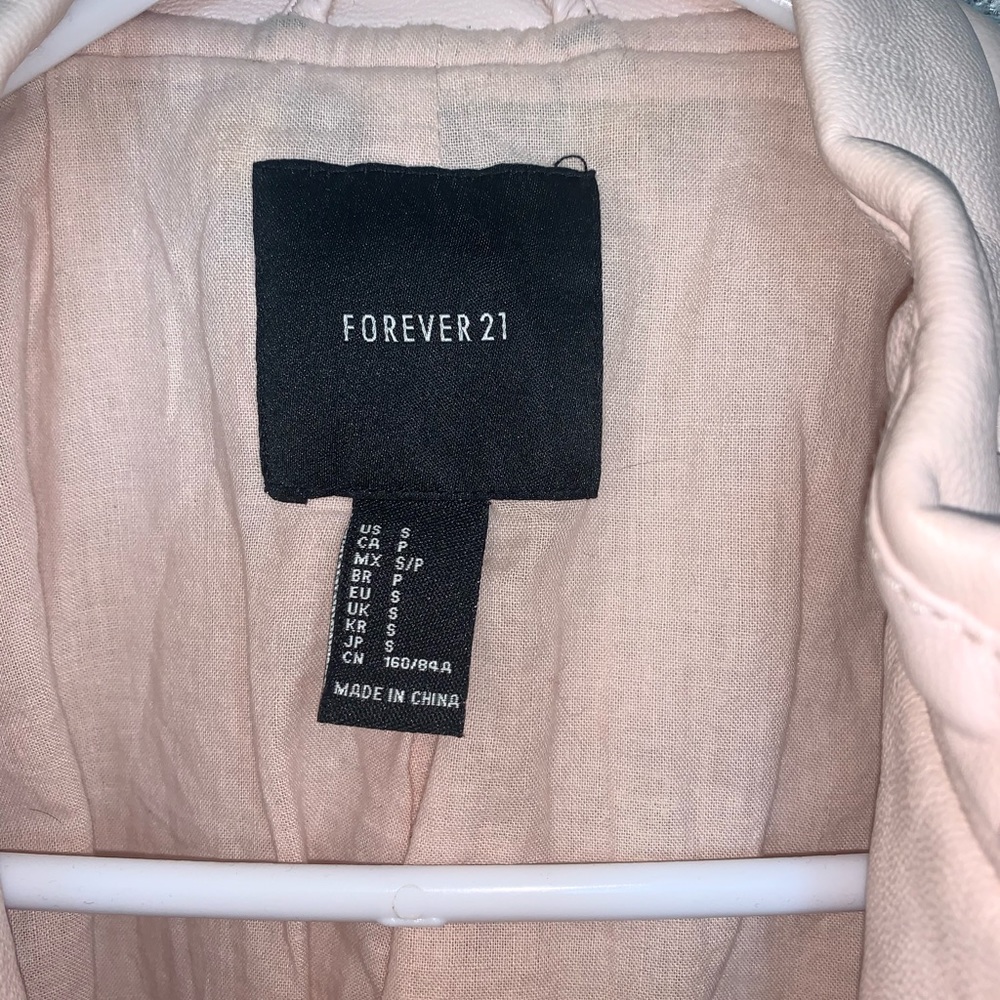 Leather jacket - Picture 5 of 6